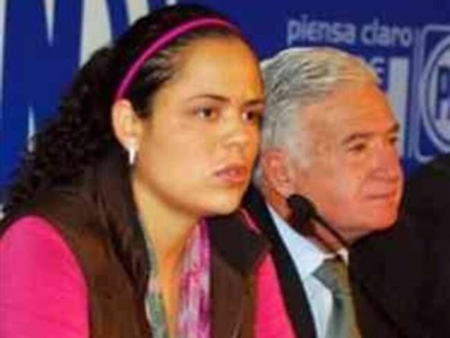 AMLO manda en DF: PAN
