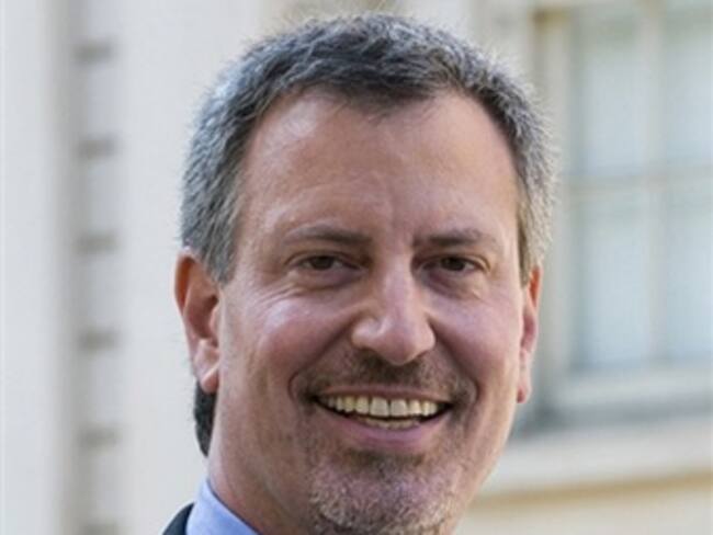 Se darán credenciales de identidad municipal a indocumentados. John Lemon en 'La Valla Informativa'