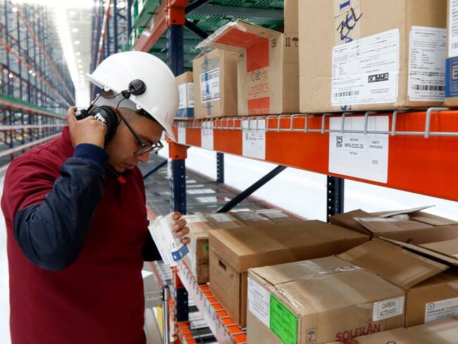 Continuará distribución de medicamentos en el país… Megafarmacia un complemento: AMLO