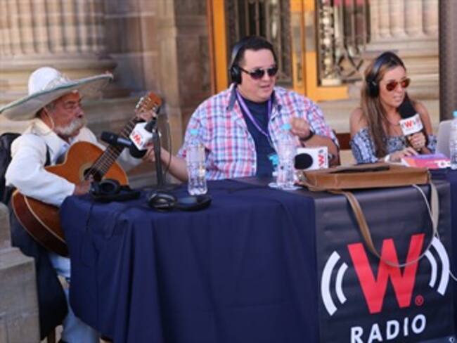 Disfruta de la música a través de Don Luis Navarro
