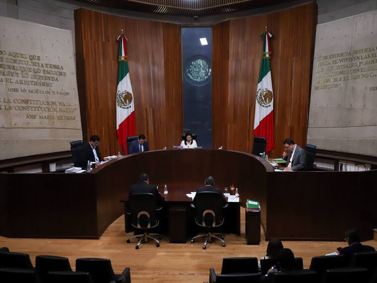 TEPJF rechaza investigar a Morena y a funcionarios por acordeones de la elección judicial