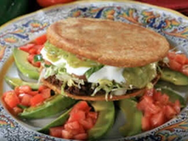 Disfruta de unas deliciosas 'gorditas'