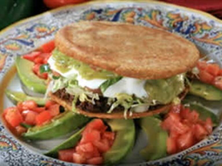 Disfruta de unas deliciosas 'gorditas'