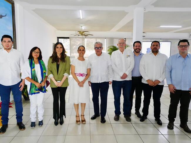 Aquí está la presidenta y su equipo para protegerlos: Sheinbaum a sinaloenses