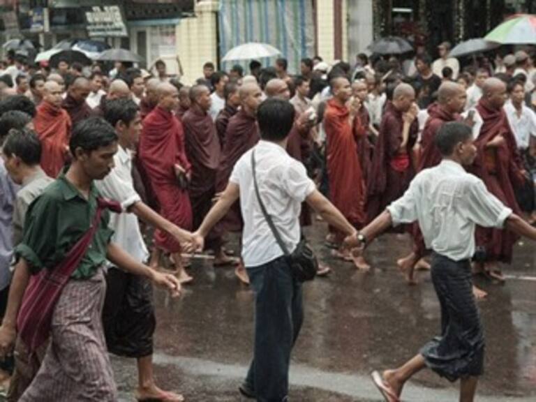 China: un muerto y heridos por disparos de la policía contra tibetanos