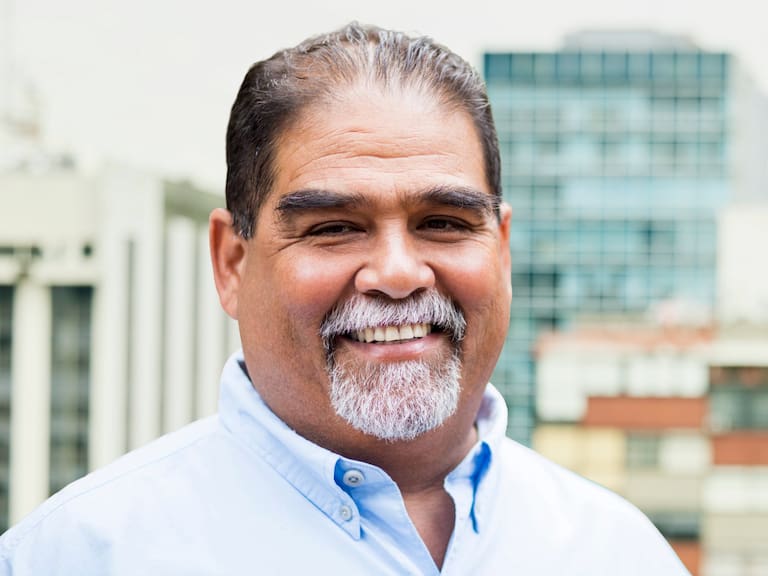 La nueva tabla de jubilación del ISSSTE 2026 permite que las mujeres se retiren a los 56 años y los hombres a los 58; checa bien a qué edad te toca pensionarte según el calendario.