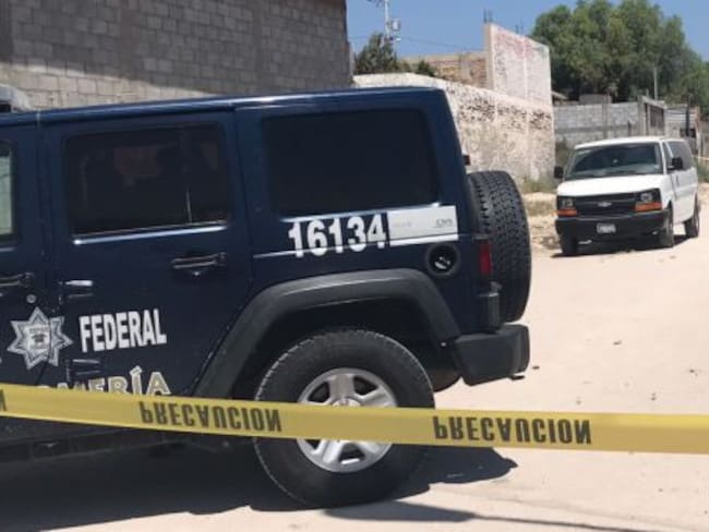 Hallan fosa clandestina con más de 100 restos óseos en Tijuana