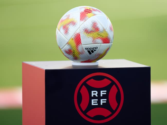 Federación Española de Futbol suspende la Copa del Rey por choque de trenes en Toledo