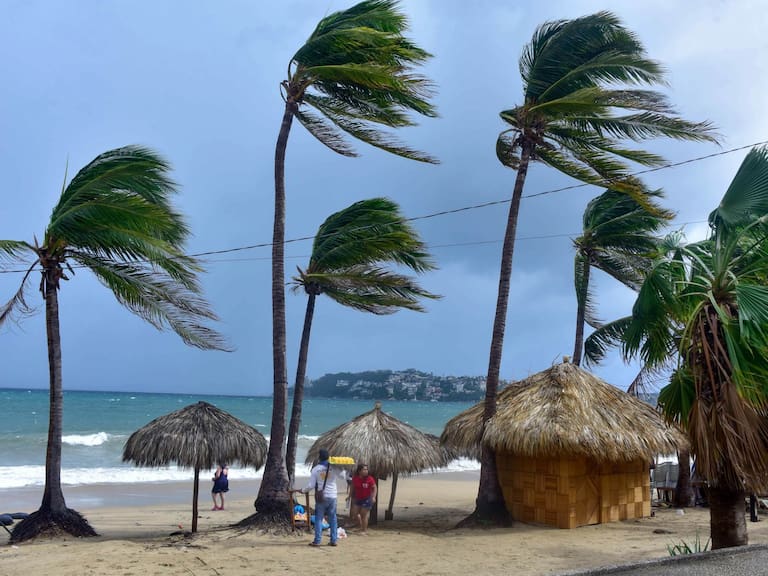 Tormenta tropical Ivo mantiene su desplazamiento paralelo a las costas FOTO: CARLOS CARBAJAL/CUARTOSCURO.COM