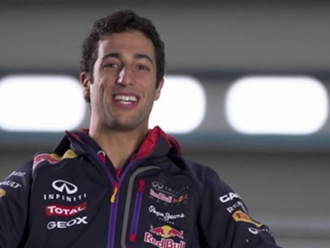 Gana Ricciardo; Alonso, 7º tras una sanción a Magnussen