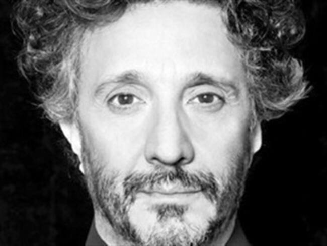 Presentá Fito Páez video ‘Rock and Roll Revolution’