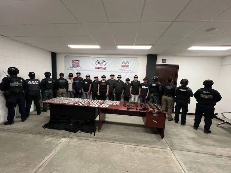 Golpe al CJNG en Chiapas: Detienen a 12 miembros con armas y equipo táctico