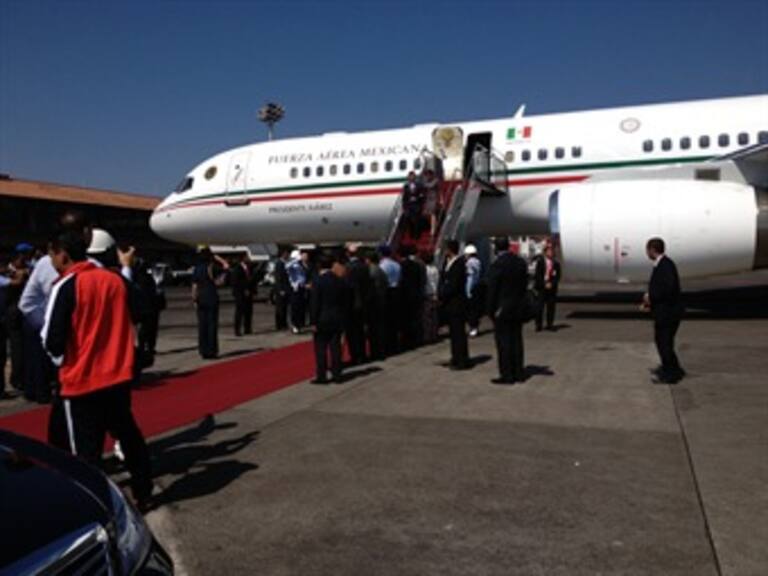 Defiende EPN Reforma Hacendaria en Indonesia