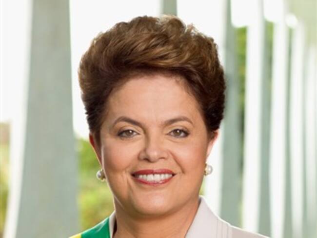 Brasil esta preparado para la Copa del Mundo dentro y fuera del campo: Dilma Rousseff