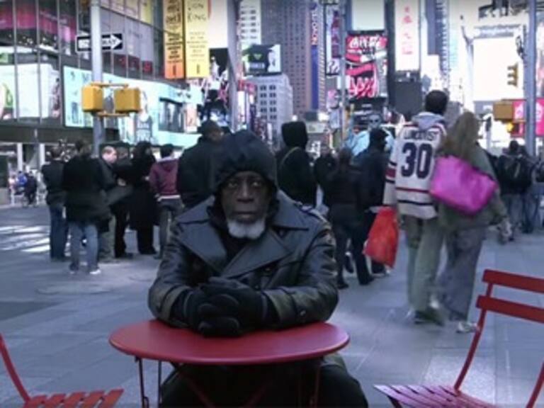 Tras 44 años en prisión, fue liberado y así reaccionó a un mundo que no conocía