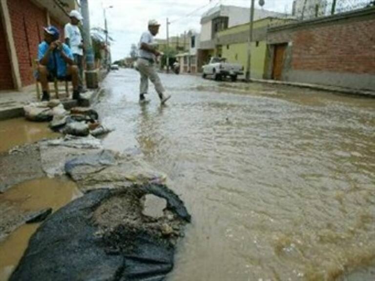 Censan a familias afectadas por desborde de Canal de la Compañía