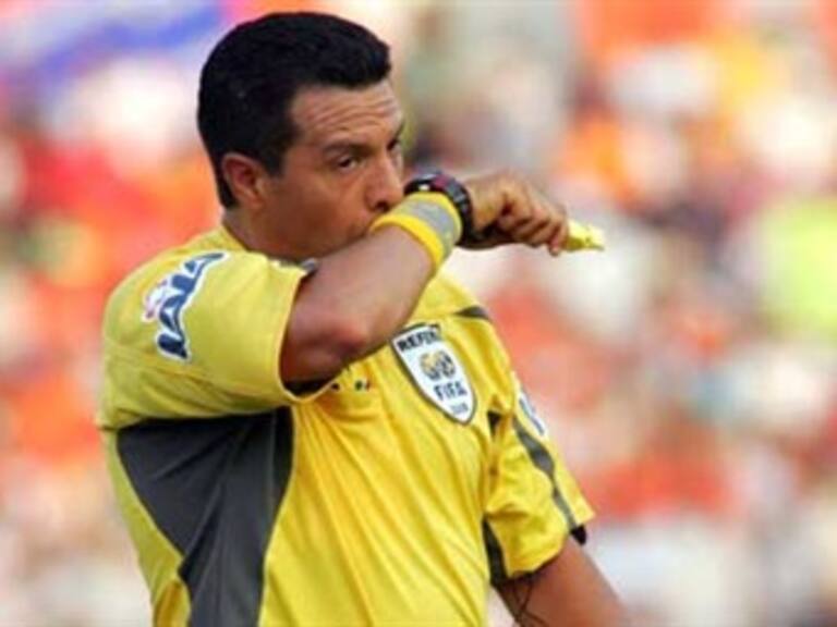 Archundia, entre los 20 mejores árbitros del mundo