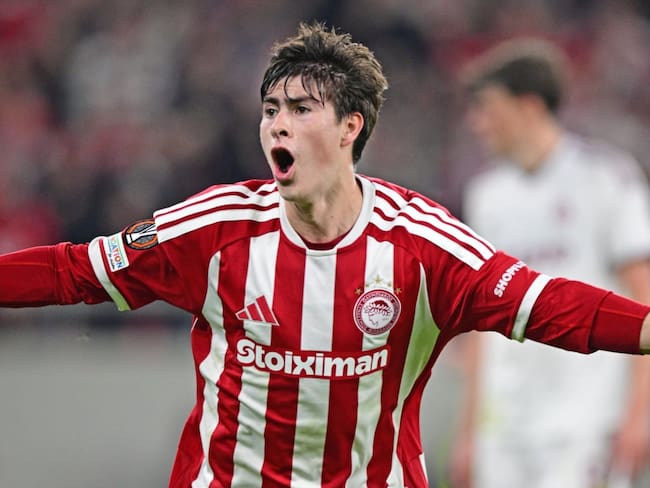 ¡Gol de Armando ‘Hormiga’ González! El mexicano le da la victoria al Olympiacos en Europa League