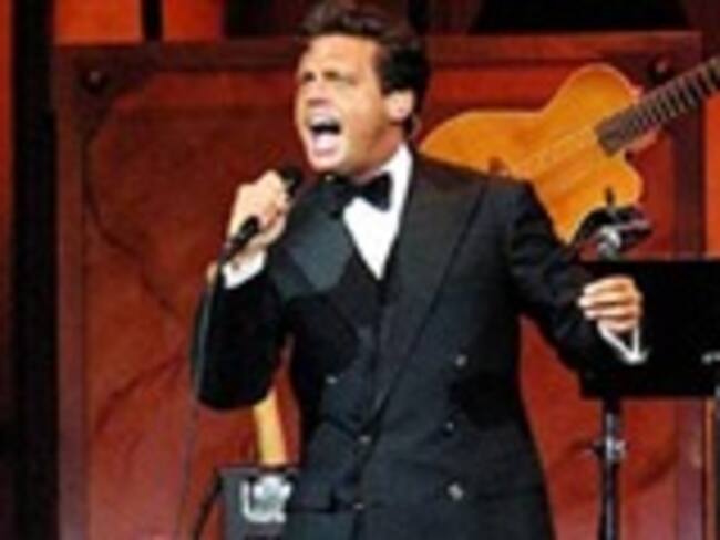 Abre Luis Miguel nueva fecha para concierto en Guadalajara