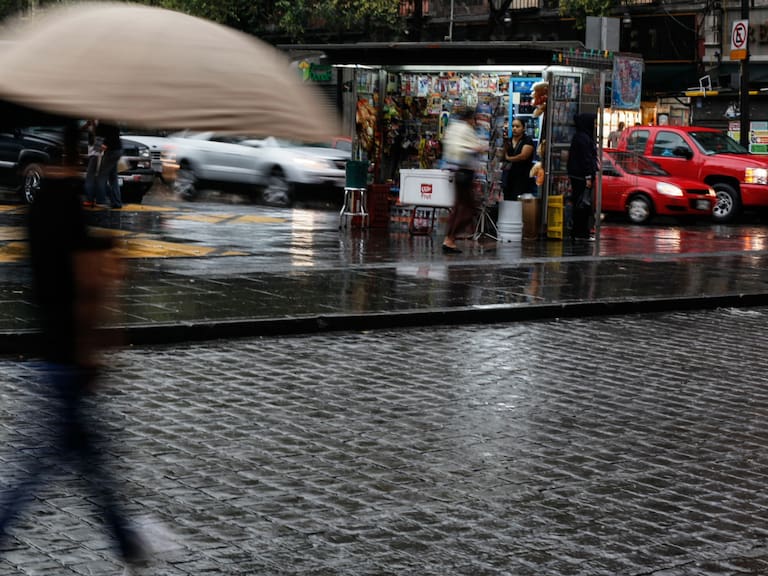 El clima en la Ciudad de México estará templado y lluvioso durante estos cuatro días, con mayor actividad de precipitaciones por la tarde y noche.