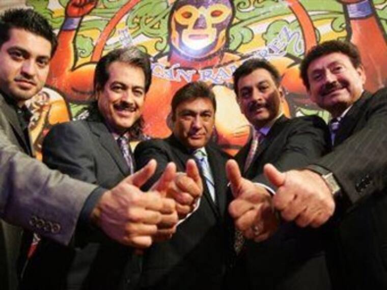 El gobierno debe defendernos de Ley SB1070: Tigres del Norte