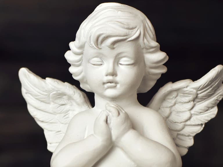 Es importante escuchar los mensajes que tienen los ángeles para sanar. Getty Images