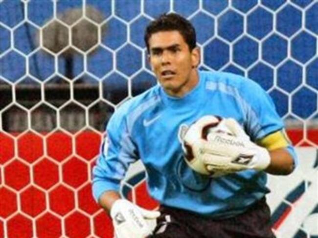 Fuera Oswaldo Sánchez 6 semanas por lesión