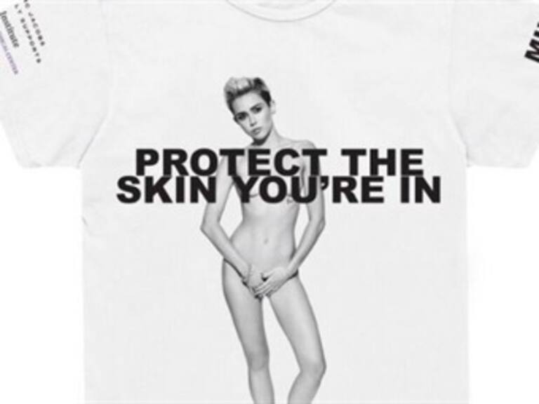 Se desnuda Miley Cyrus en apoyo a la prevención del cáncer de piel
