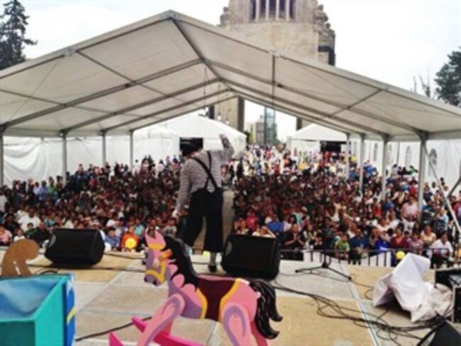 ​Museos del DF toman la explana del Monumento a la Revolución