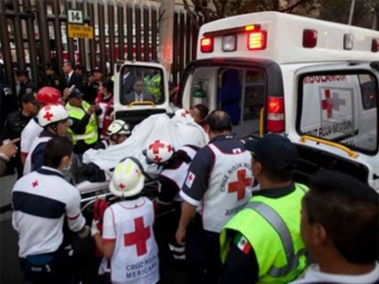 Viven familiares angustia por lesionados de Pemex