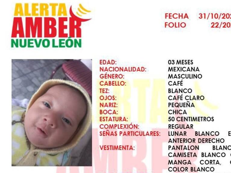 El bebé de tres meses tiene una hermana gemela.