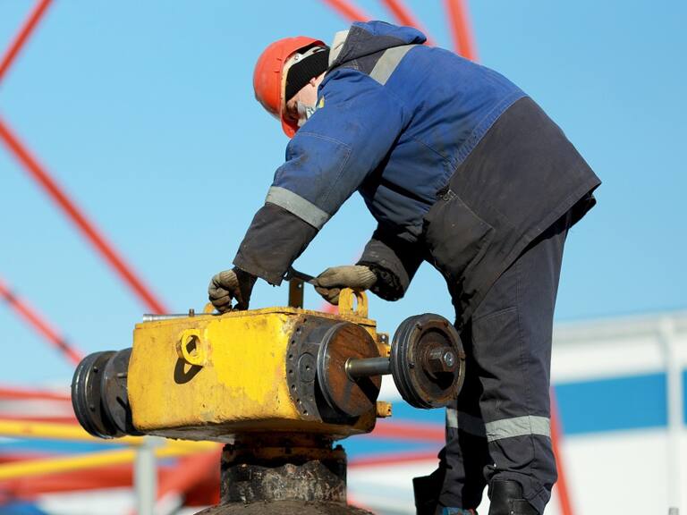 Rusia cierra la llave del gas a Polonia y Bulgaria