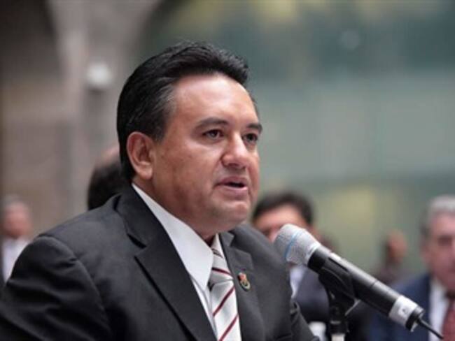 Presentarían diputados controversia la próxima semana: Esparza