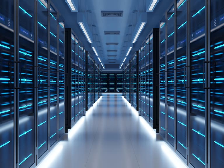 Inteligencia artificial sacude el empleo en Estados Unidos: empresas se replantean cuántos trabajadores necesitan