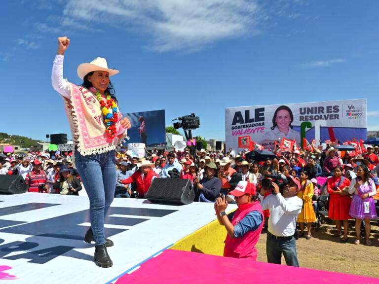 "Tendrán una gobernadora cercana para trabajar de la mano con ustedes", apuntó Alejandra Del Moral
