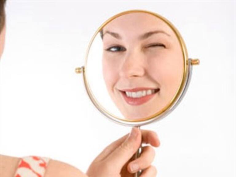 Conoce los principales complejos y motivos de baja autoestima con Martha Debayle