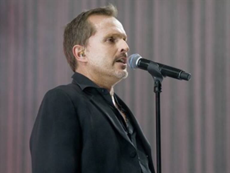 Triunfan Miguel Bosé y Jonas Brothers en Viña del Mar