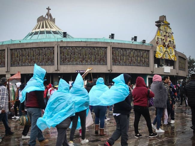 Arriban miles de peregrinos a la Basílica de Guadalupe