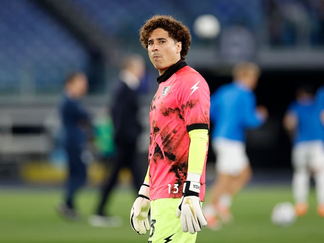 Memo Ochoa parará los balones en su nuevo equipo de Portugal, el AVS Futbol SAD