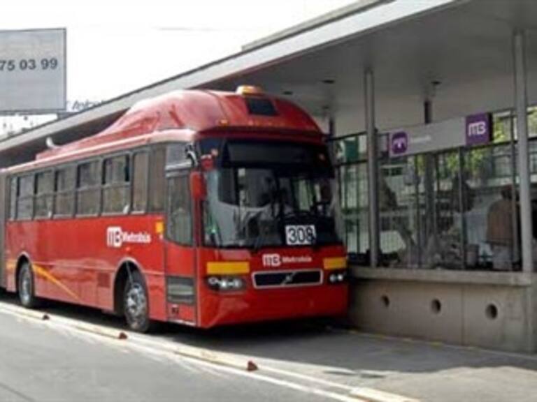 Anuncian cierre temporal del Metrobús por Maratón este domingo