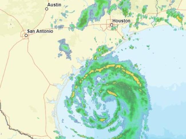 Tormenta ‘Beryl’ podría convertirse en huracán categoría 2 al tocar tierra en Houston