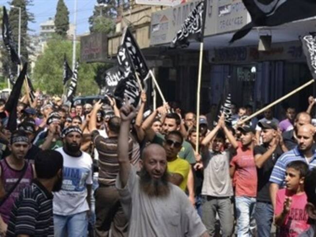 Dejan manifestaciones en Trípoli 15 muertos