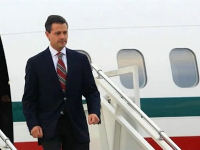Viaja Peña Nieto para realizar gira por Europa