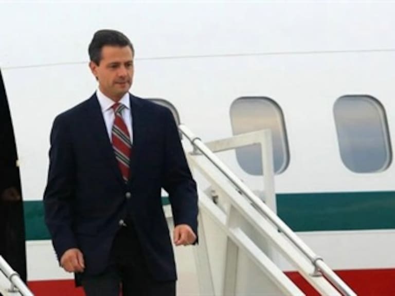 Viaja Peña Nieto para realizar gira por Europa