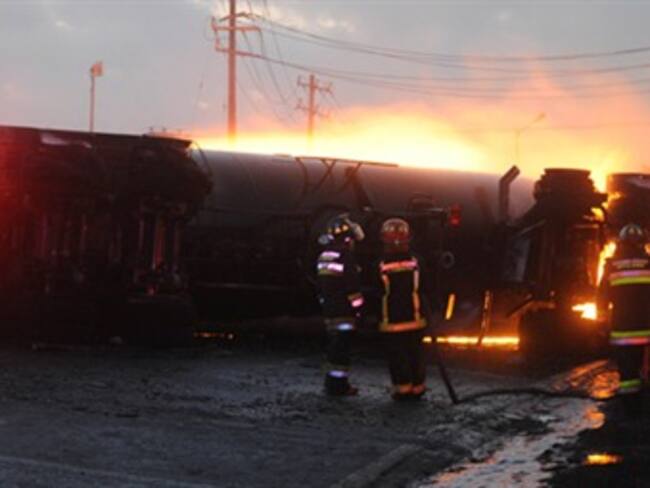 ¿Qué consecuencias traerá la explosión de la pipa en Tlalnepantla? "Así las Cosas" del 13 de noviembre
