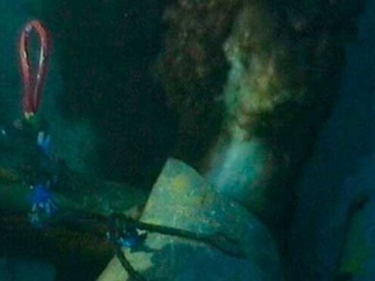 Logra BP bombear petróleo del pozo en el Golfo