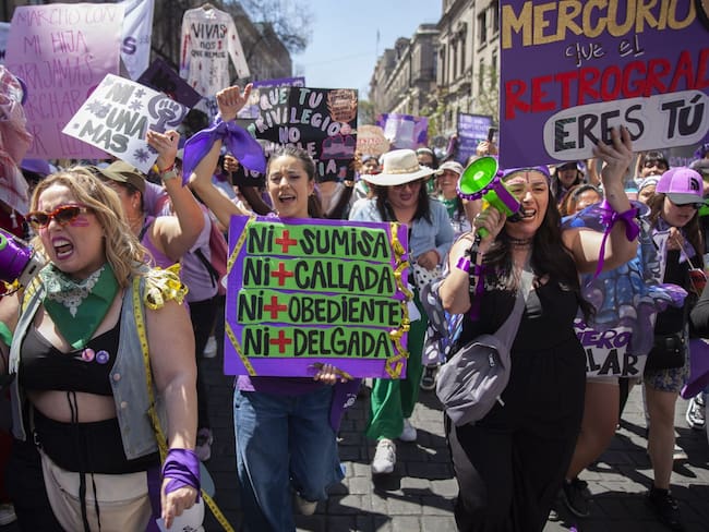 Así se vivió la marcha por el 8M Día Internacional de la Mujer en CDMX