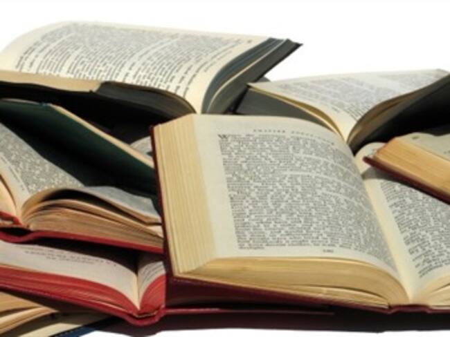 Libro.Urbanismo hecho en mano.'Leer es un placer' con Lorena Elizabeth Hernández