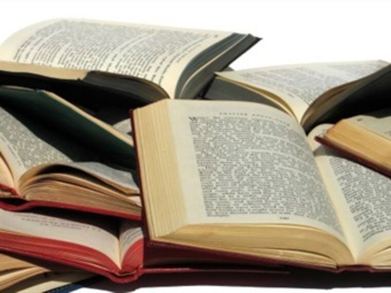 Libro.Urbanismo hecho en mano.'Leer es un placer' con Lorena Elizabeth Hernández