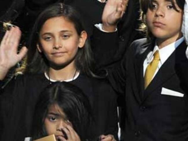 Reciben Madre e hijos de Jackson cerca de 87 md mensuales